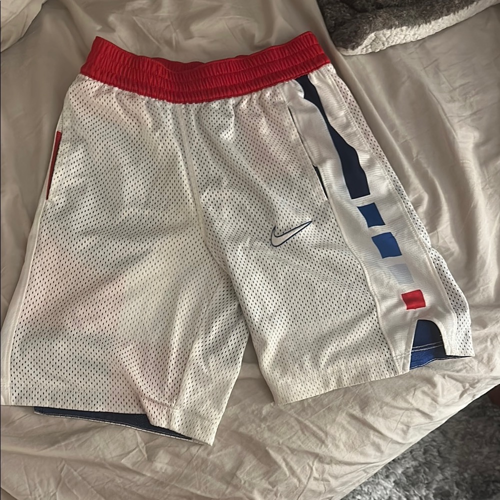 Nike Reservable Shorts